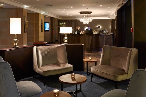 Lobby - Seating Area