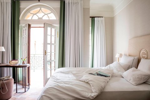 Standard Guest Room - Amenities