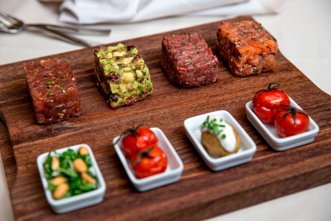 [m]eatery Restaurant - Tatar