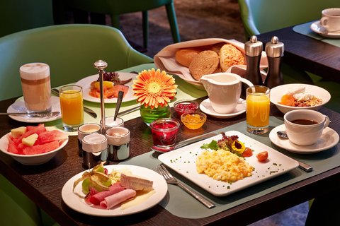 [m]eatery Breakfast Buffet