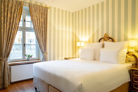 Room in Cottage House - Bedroom