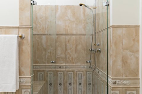 Guest Bathroom – Walk-In Shower