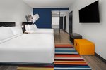 Aloft Two Queens, Guest room, 2 Queen