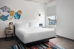 Splash Suite, Suite, 1 King, Pool view