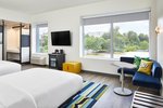 Guest room, 2 Queen, Corner room