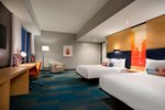 Savvy, Guest room, 2 Queen, City view, Corner room