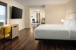 Savvy, Suite, 1 King, Sofa bed, Corner room