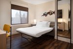 Savvy, Suite, 1 King, Sofa bed, Corner room
