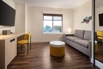 Savvy, Suite, 1 King, Sofa bed, Corner room