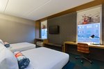 Aloft, Guest room, 2 Queen