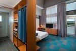 Aloft, Larger Guest room, 1 King, City view, Corner room, Balcony
