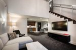 Suite, Bi-level Loft, In Loft: 1 King