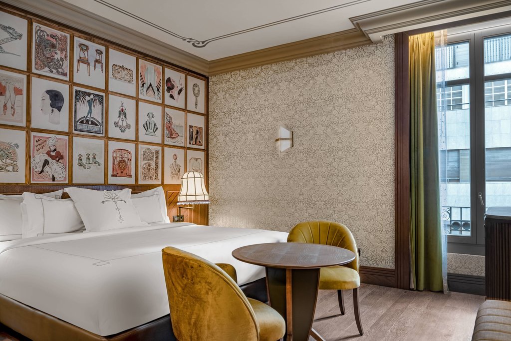 Guest photo
