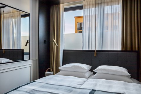 Guest Room - City View