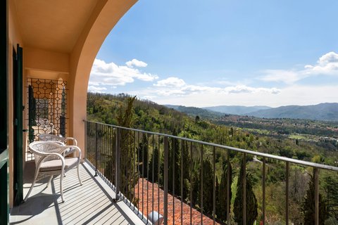 Guest Room - Balcony