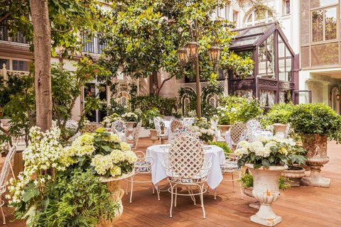 Outdoor space of the Renaissance Paris Tour Eiffel