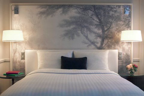 Queen Deluxe Garden View Guest Room - Details