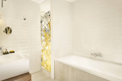 Guest Bathroom – Tub