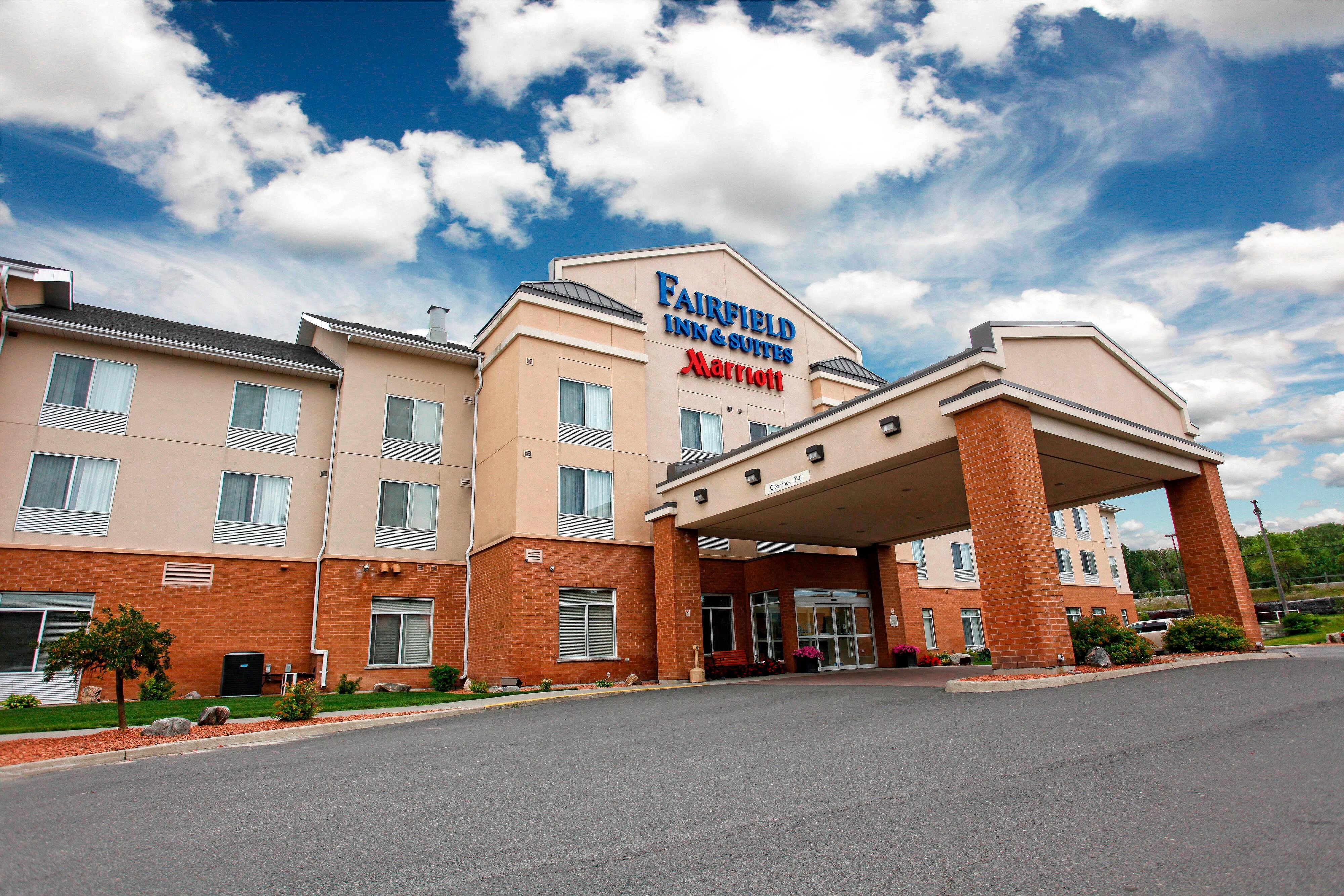 Fairfield Inn & Suites
