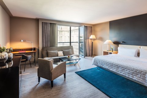Junior Suite - King