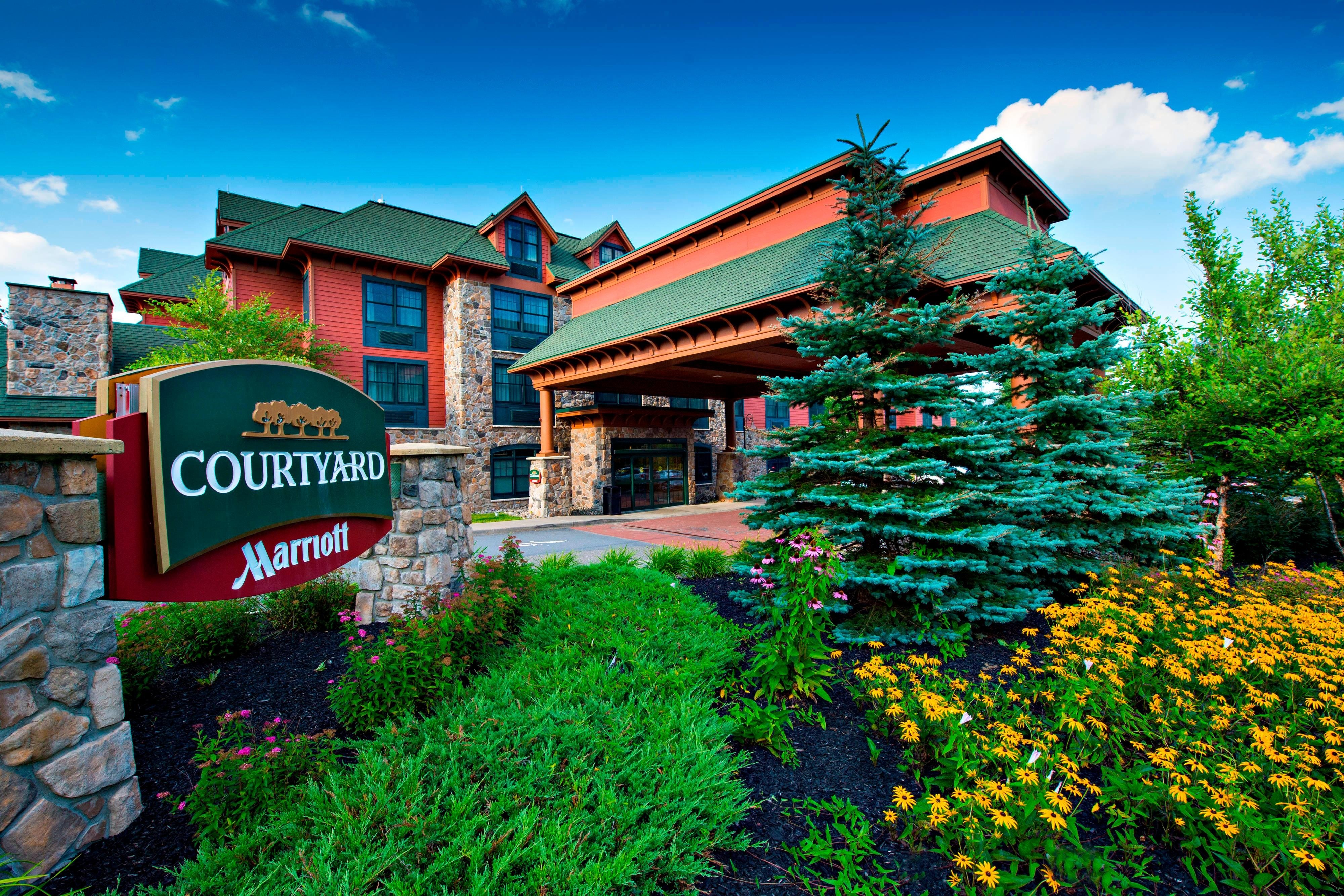 Courtyard Lake Placid