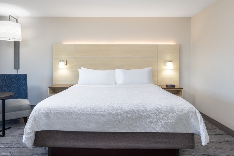 Holiday Inn Express and Suites Phoenix West – Buckeye