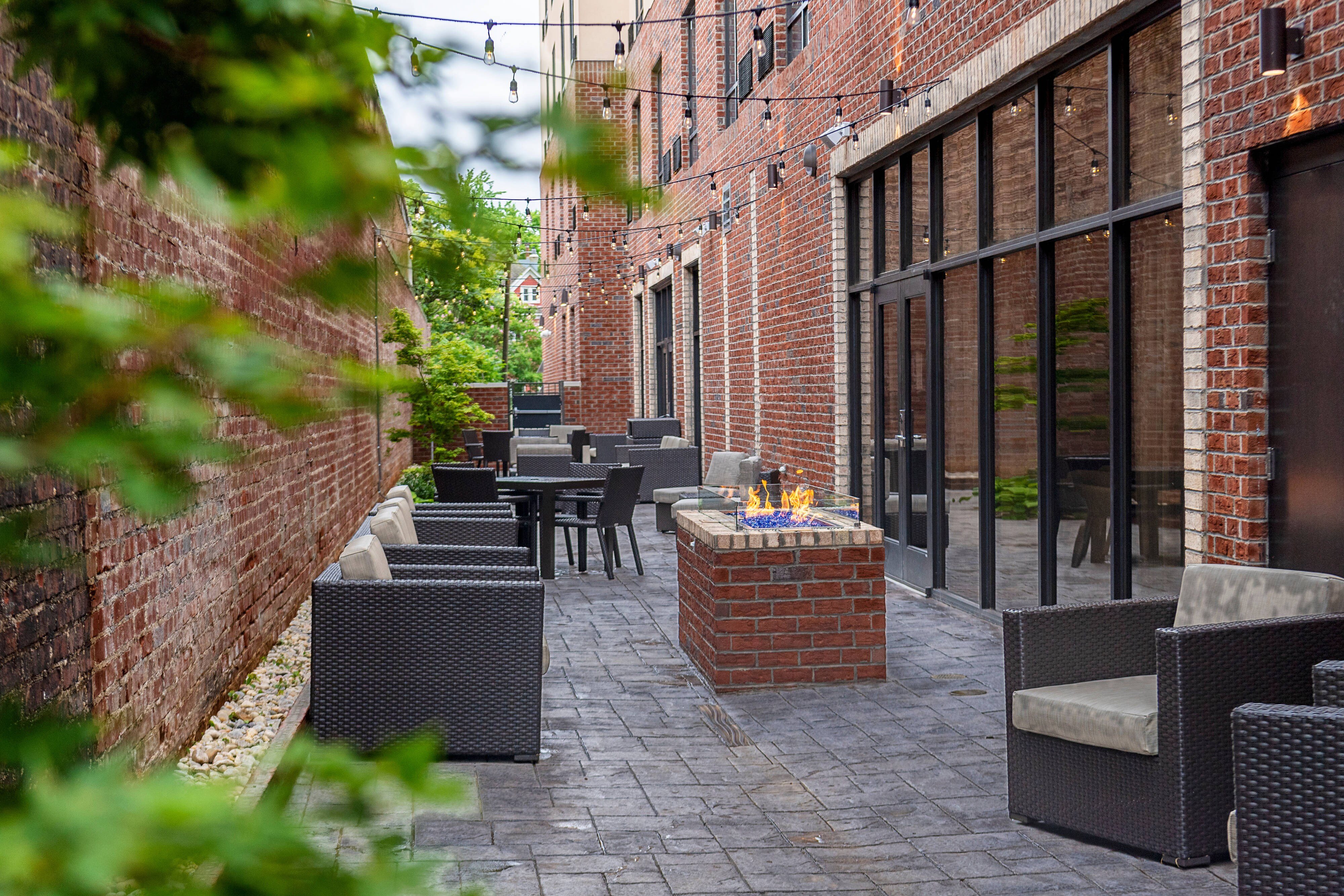 Courtyard Winston Salem Downtown