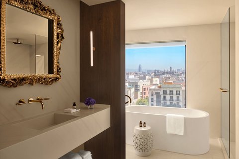 Loft Suite - Bathroom