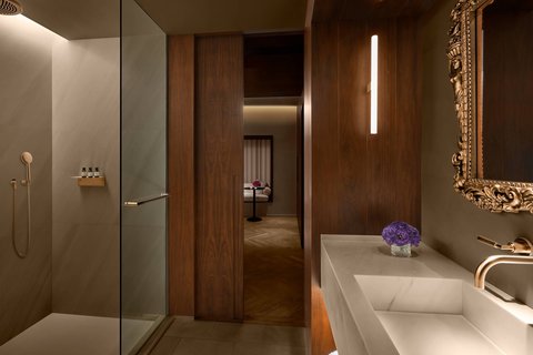 Deluxe Santa Caterina - Bathroom