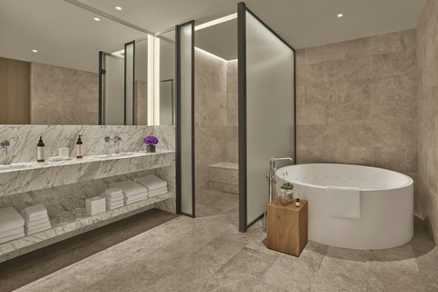 Yalikavak Suite Bathroom
