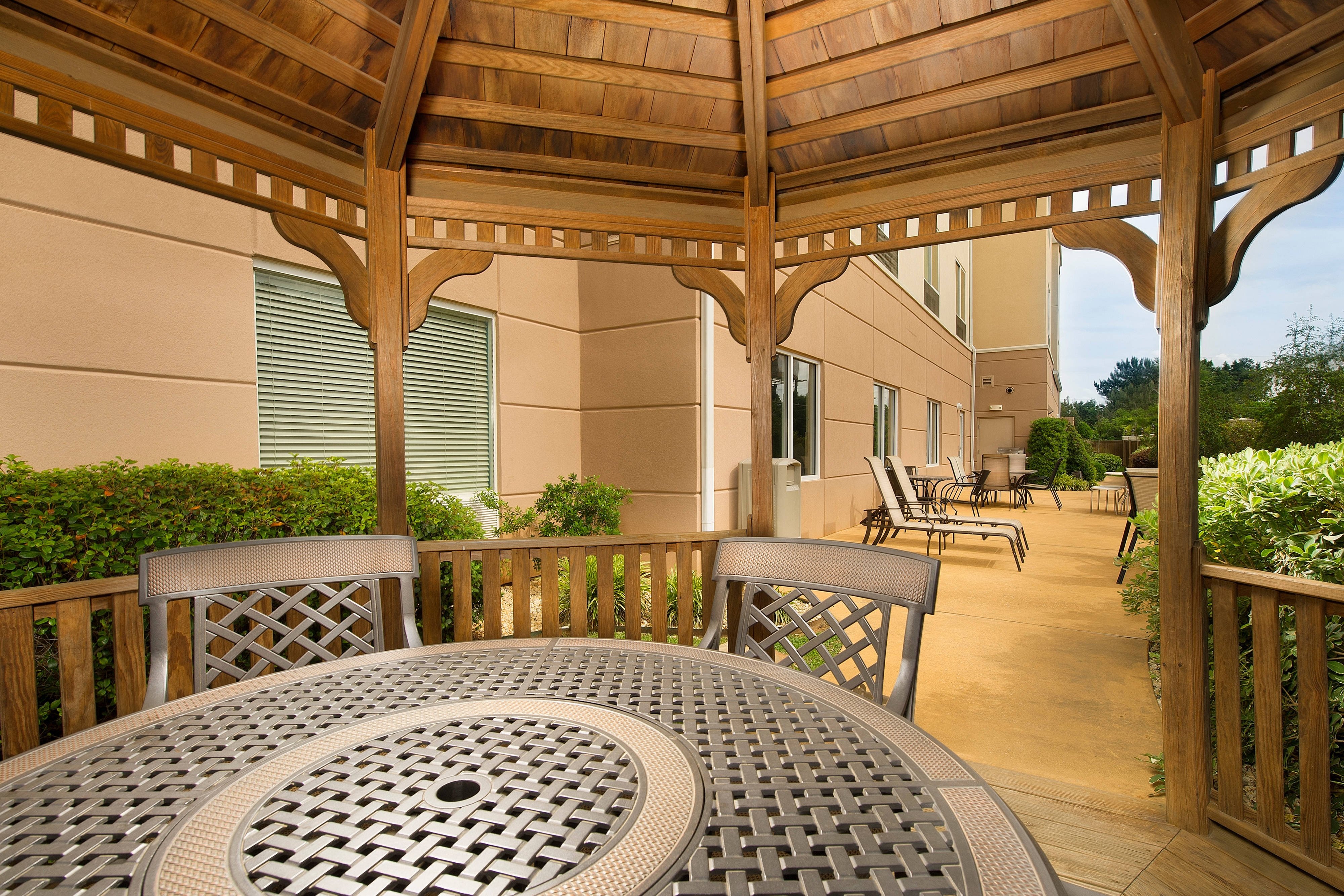 Fairfield Inn & Suites