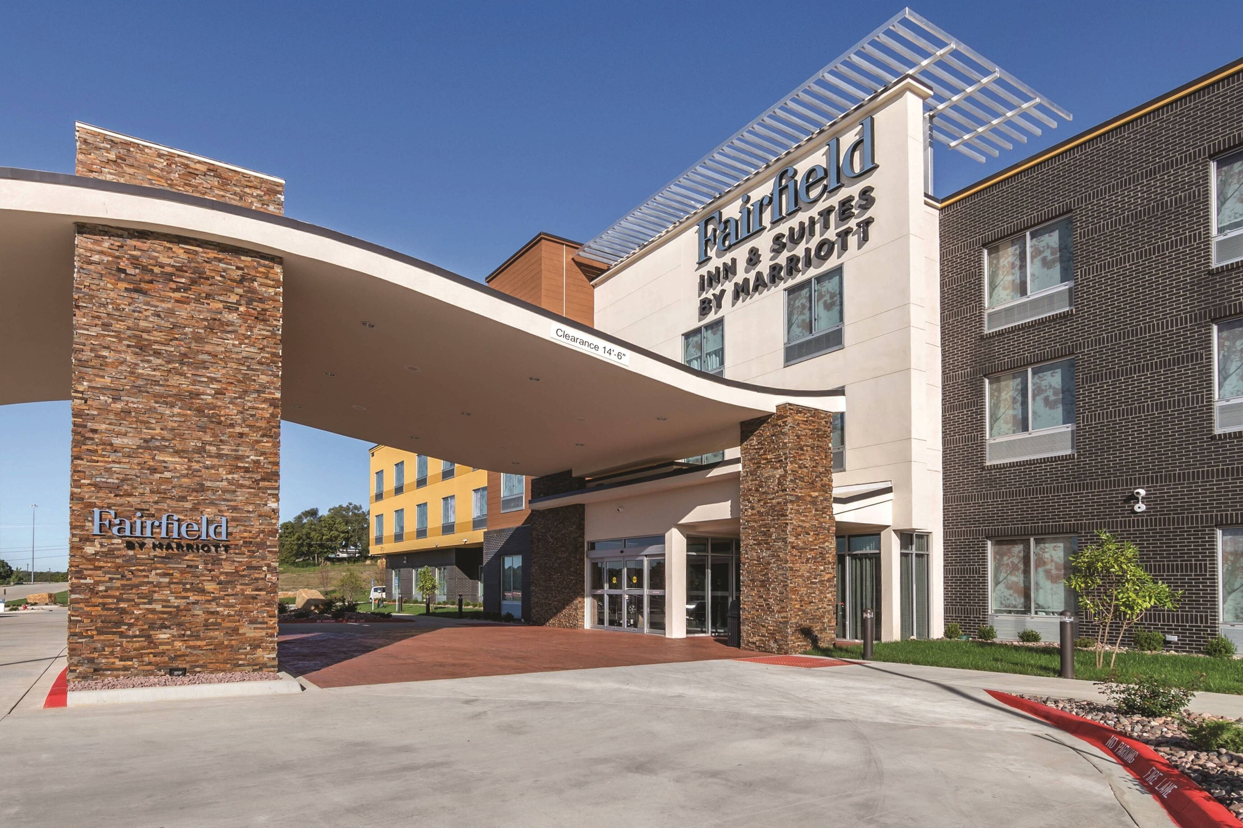 Fairfield Inn/Suites Kansas City Shawnee