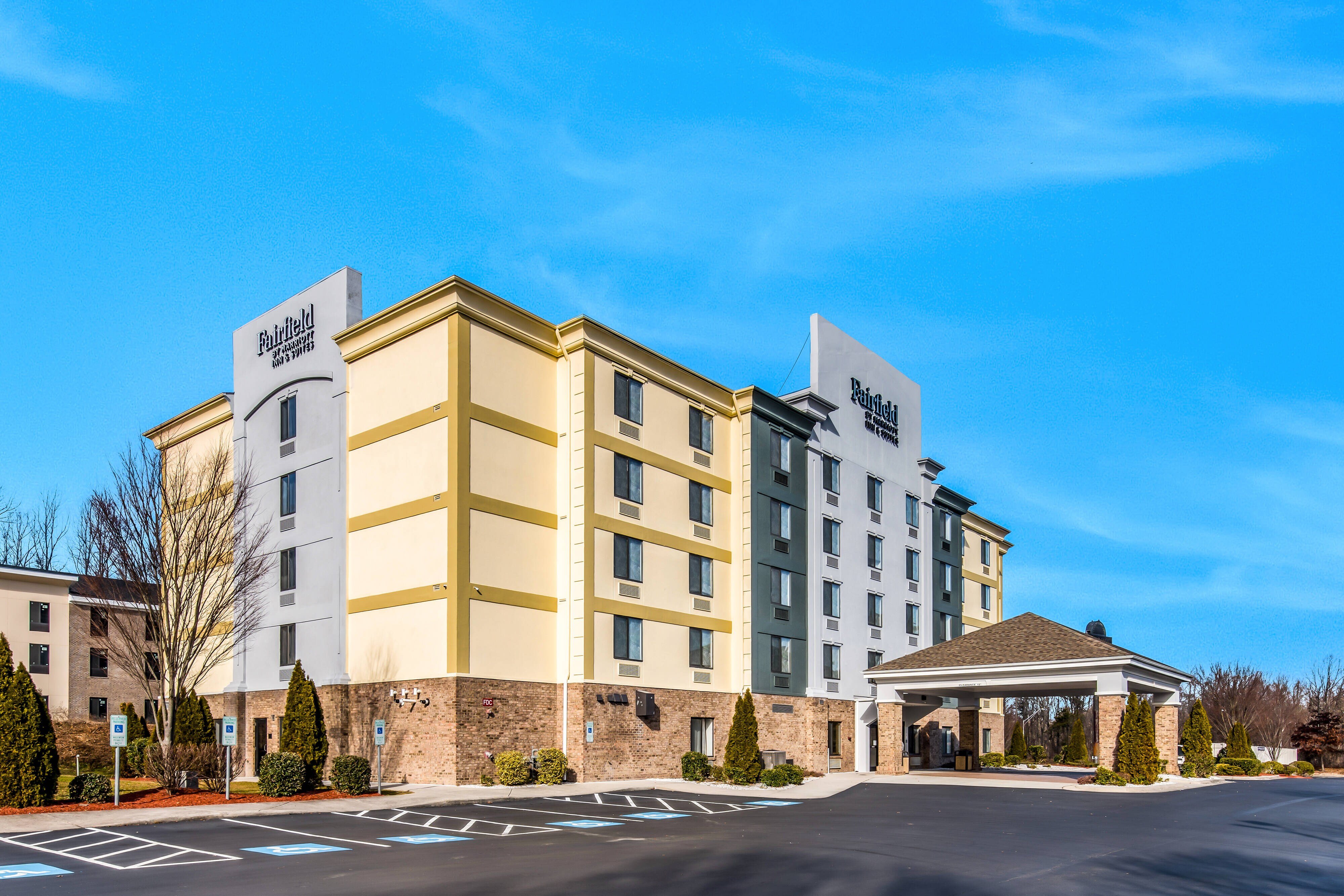 Fairfield Inn & Suites Coliseum Area