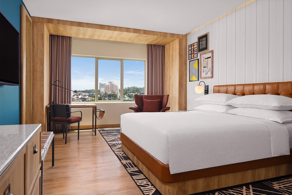 Four Points by Sheraton Batam Room Type - Guest room, 1 King, City view