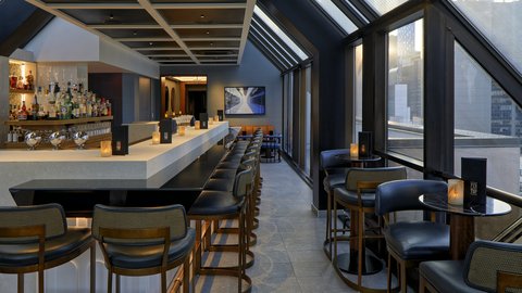 Pen Top Indoor Bar