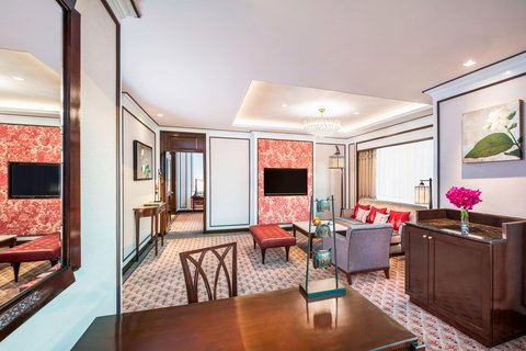 Athenee Suite - Living Room