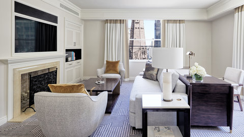 Deluxe Suite Living Room