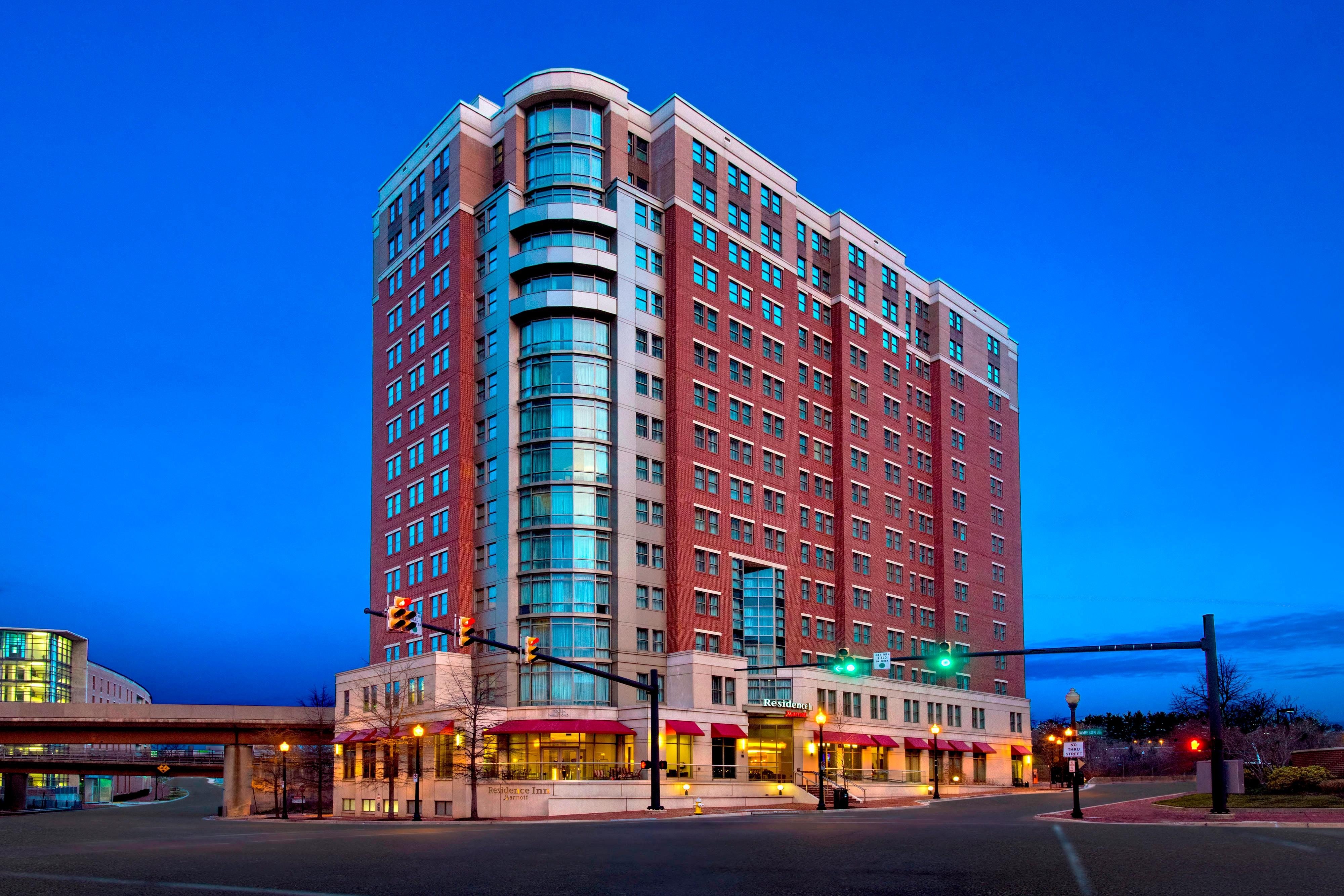 Residence Inn Alexandria at Carlyle