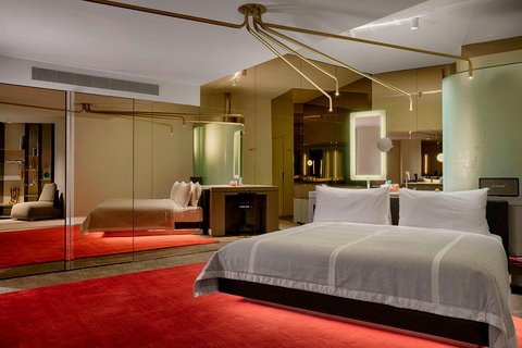 Cool Corner Exchange Suite