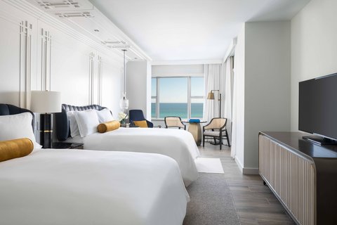 Double/Double Club Oceanfront Guest Room
