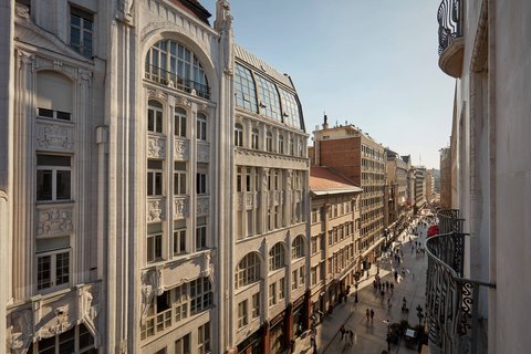Fashion Street view