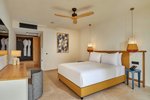 Premium, Guest room, 1 King, Inland view, Balcony