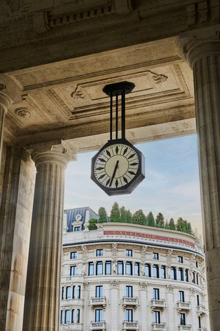 Excelsior Hotel Gallia from the station