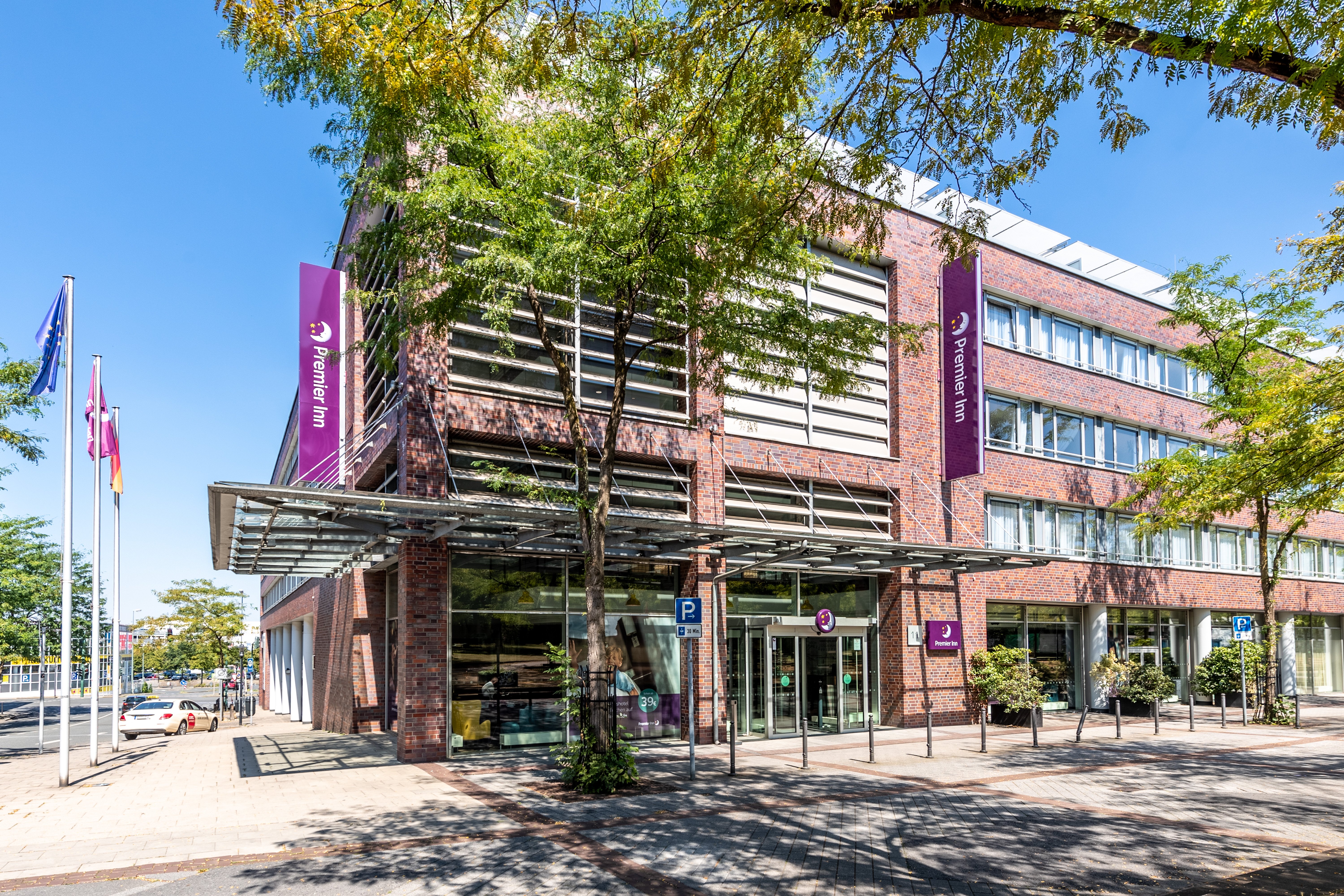 Premier Inn Essen City Hotel