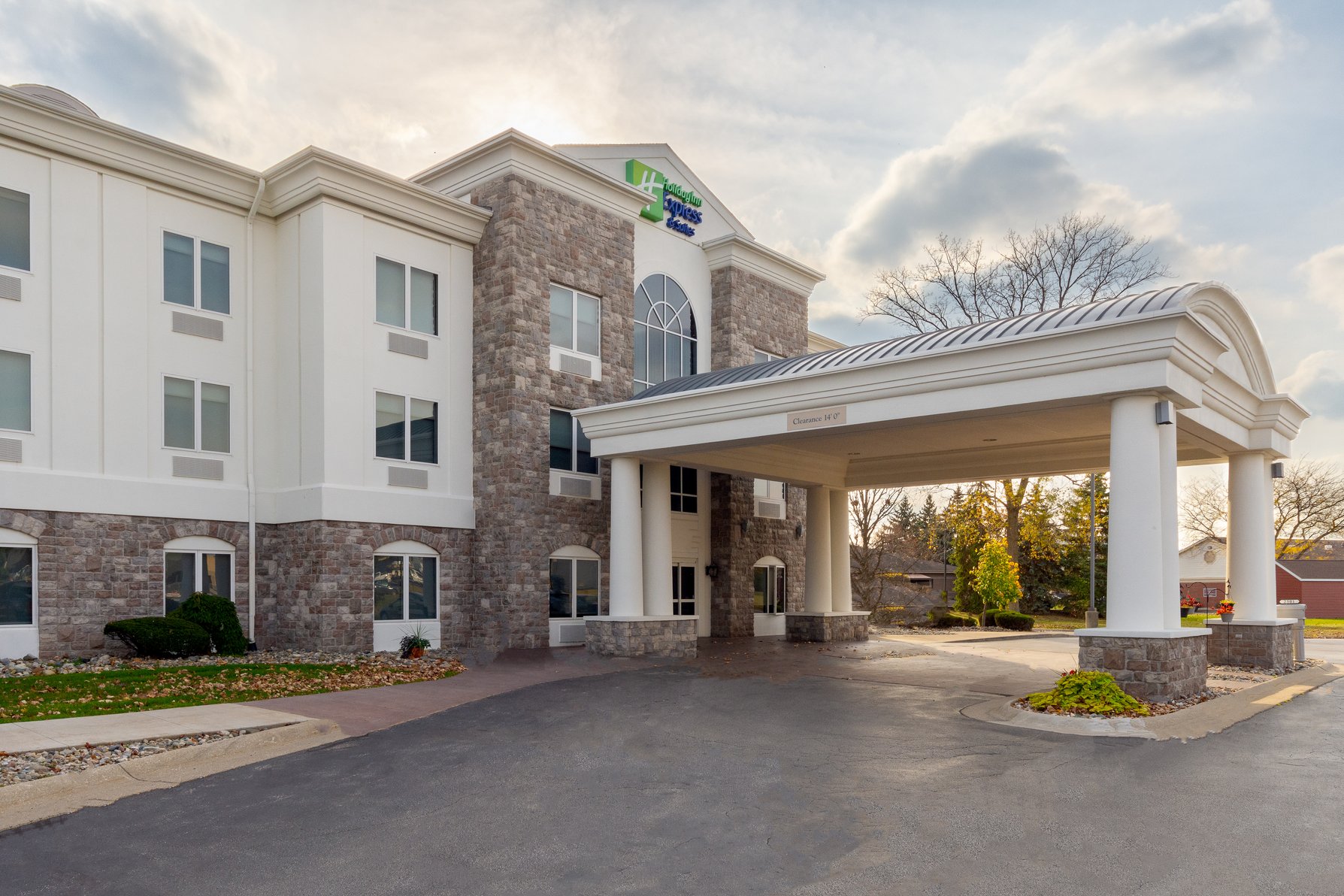 Exterior view of hotel in the day