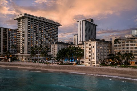 Exterior with beach