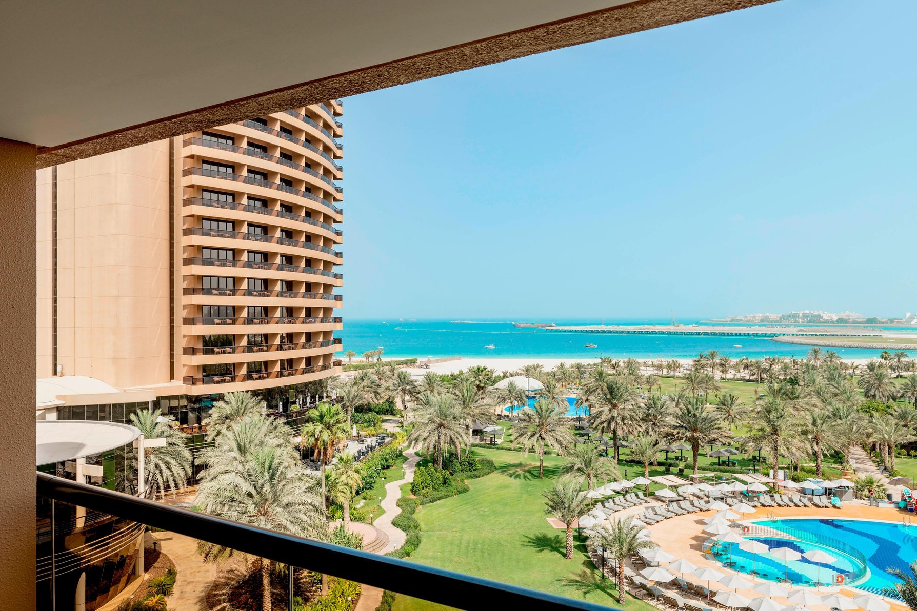 Le Royal Meridien Beach Resort And Spa Room Type - Deluxe Sea View, Guest room, 1 King or 2 Twin, Balcony