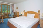 Classic Room, Guest room, 1 Queen, Mountain view, Balcony