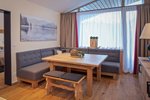 Spitzing Suite, 3 Bedroom Suite, Bedroom 1: 3 King, Bedroom 2:, Bedroom 3:, Sofa bed, Lake view