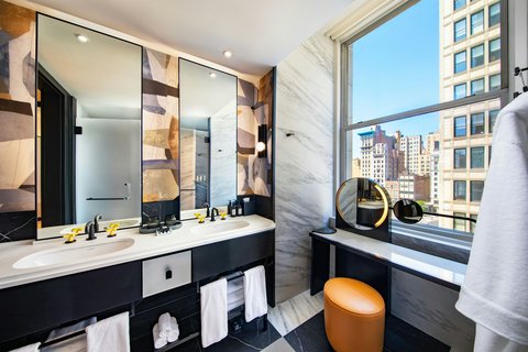 Urban and Premier Corner Suite Bathroom -Park View